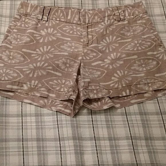 Ann Taylor LOFT shorts - Picture 5 of 7